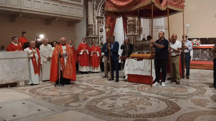 L'omelia al termine della processione in onore dei Santi Martiri di Otranto