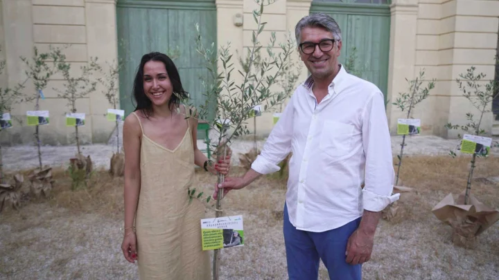 RICICLO E RIUSO DA RECORD. LA SFIDA GREEN DEI 22 COMUNI ARO7/LE